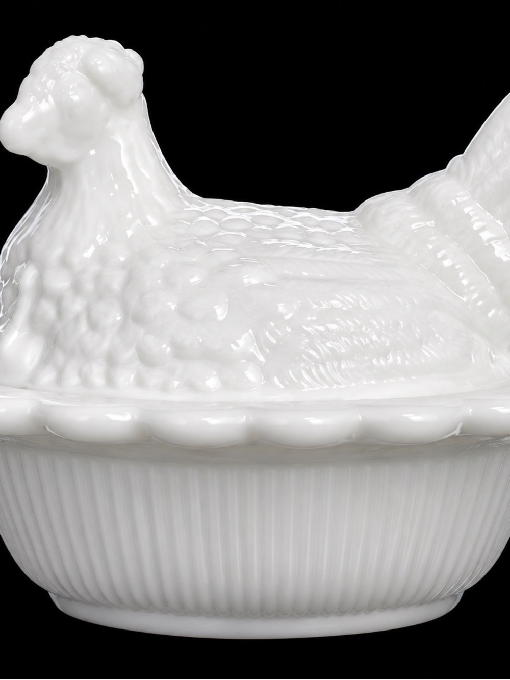 Mosser glass mini Hen on Nest milk glass